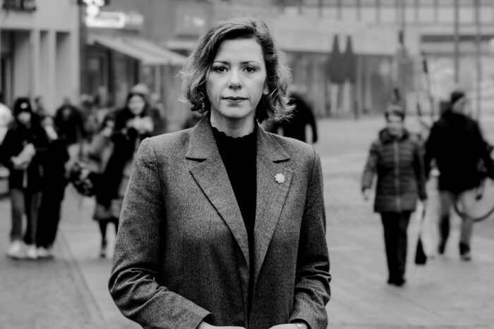 Porträt von Aniko Mertens-Glogowski für die FDP im Wahlkampf